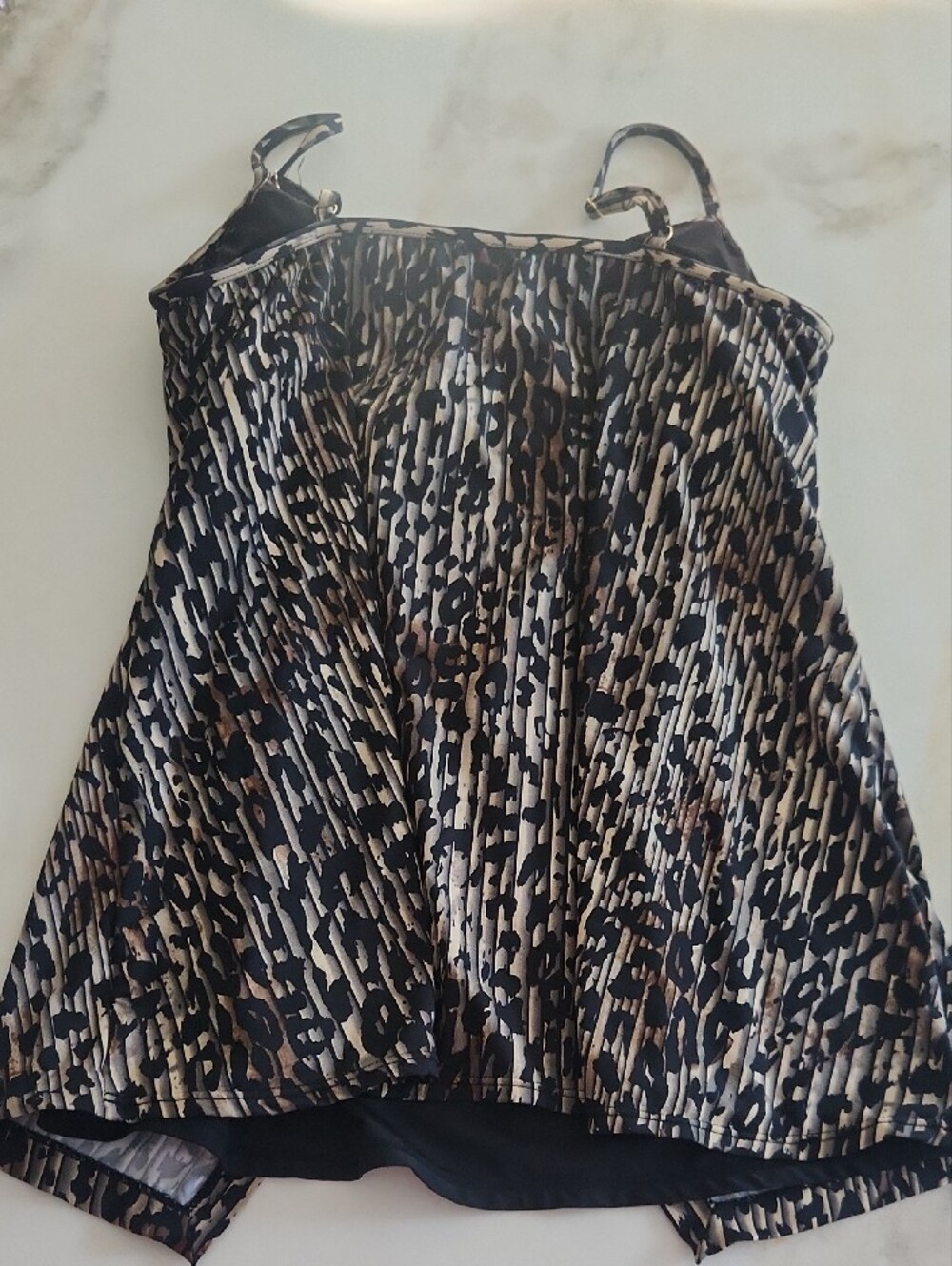 Miraclesuit Animal Print Pleated Tankini Top. 14 & 16 Avail! - Picture 4 of 14